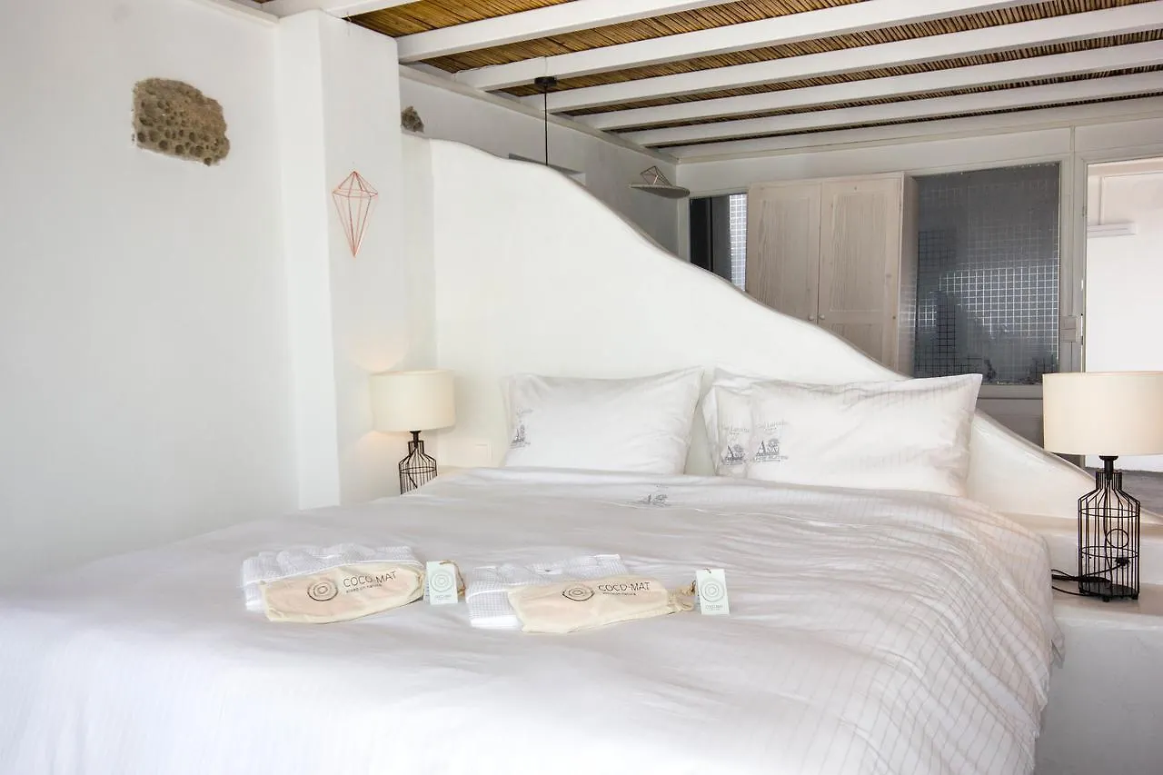 Anixi Lounge Suites - Adults Only Ornos